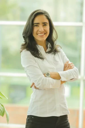 María GómezLíder del Programa MAS Pago por Resultados en Fundación Corona. Con más de 10 años en la gerencia y gestión de programas para el desarrollo social y económico...